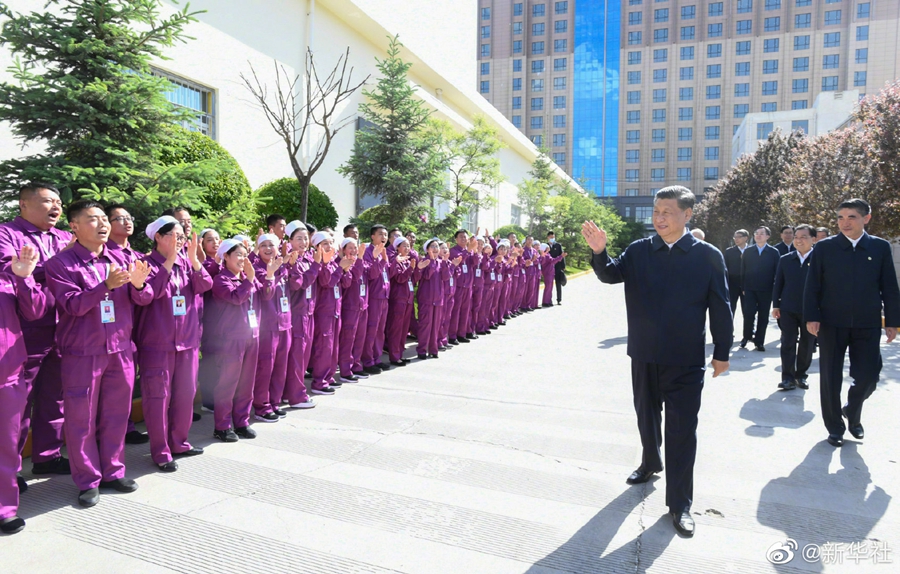 习近平：发展更多特色产业，靠创新实现更好发展