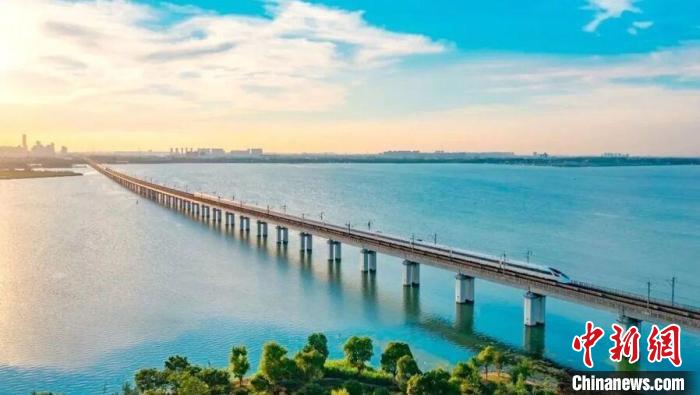 长三角铁路今年计划开通5个项目构建全国最密高铁网络