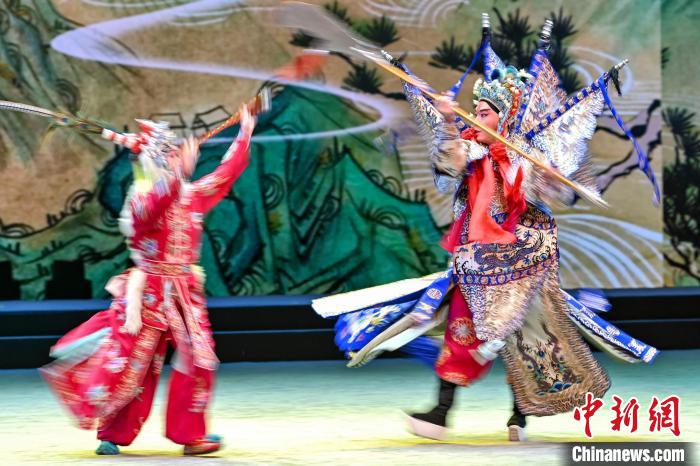 京腔粤韵唱响湾区五大剧种演员广州同台飙戏