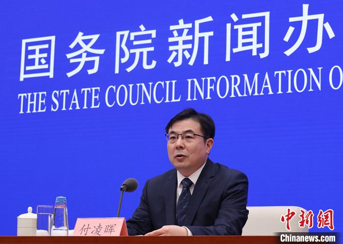 3月15日，中国国务院新闻办公室在北京举行新闻发布会，国家统计局新闻发言人、国民经济综合统计司司长付凌晖介绍2023年1-2月份国民经济运行情况，并答记者问。 <a target='_blank' href='/'><p align=