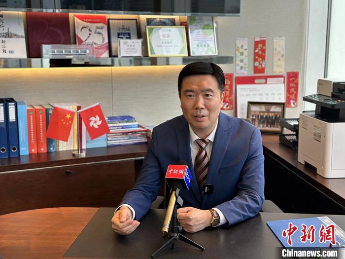 香港特区立法会议员严刚近日接受<a target='_blank' href='/'><p align=